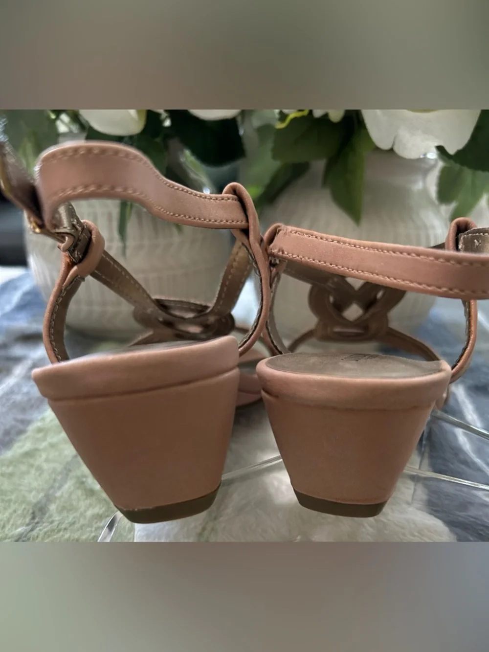 NEW London Fog Collection Women's Rose Gold Rhinestone Strappy Sandals, Size 6.5